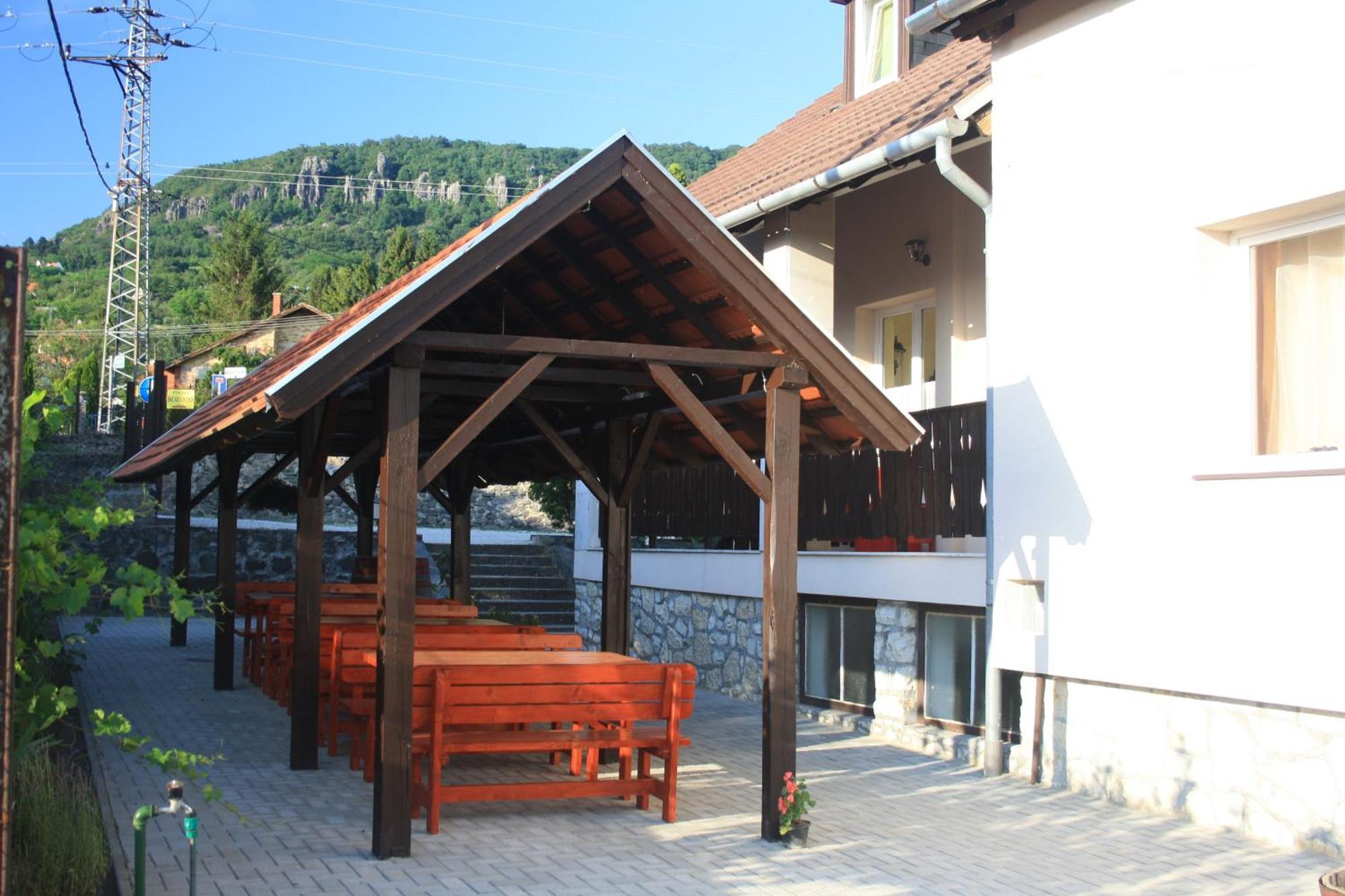 Berkes Vendeghaz Bed & Breakfast Badacsonytördemic Екстериор снимка