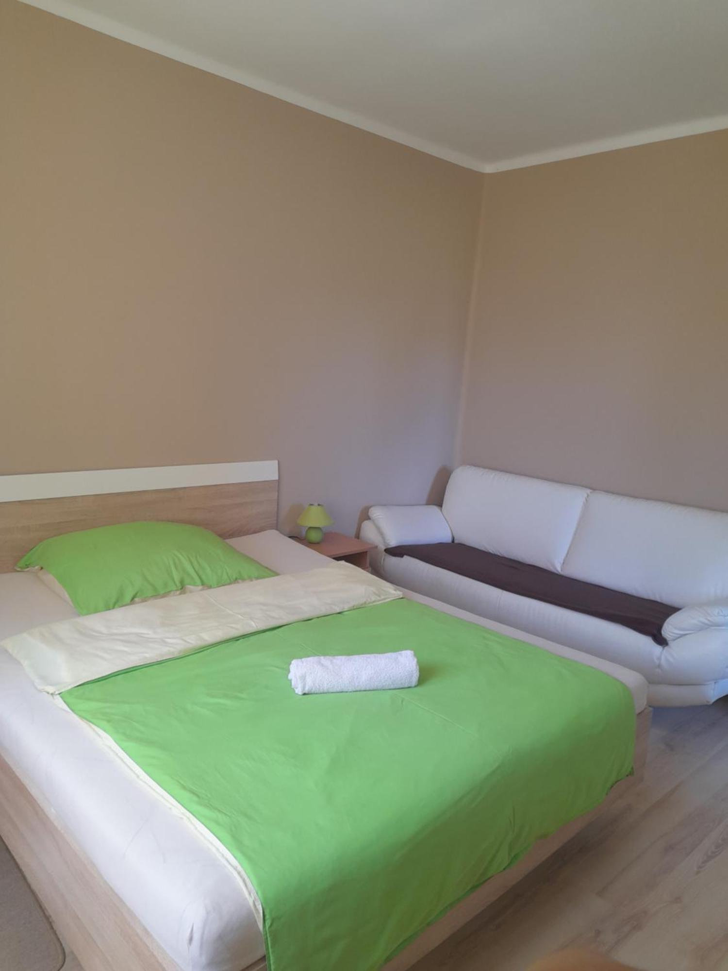 Berkes Vendeghaz Bed & Breakfast Badacsonytördemic Екстериор снимка